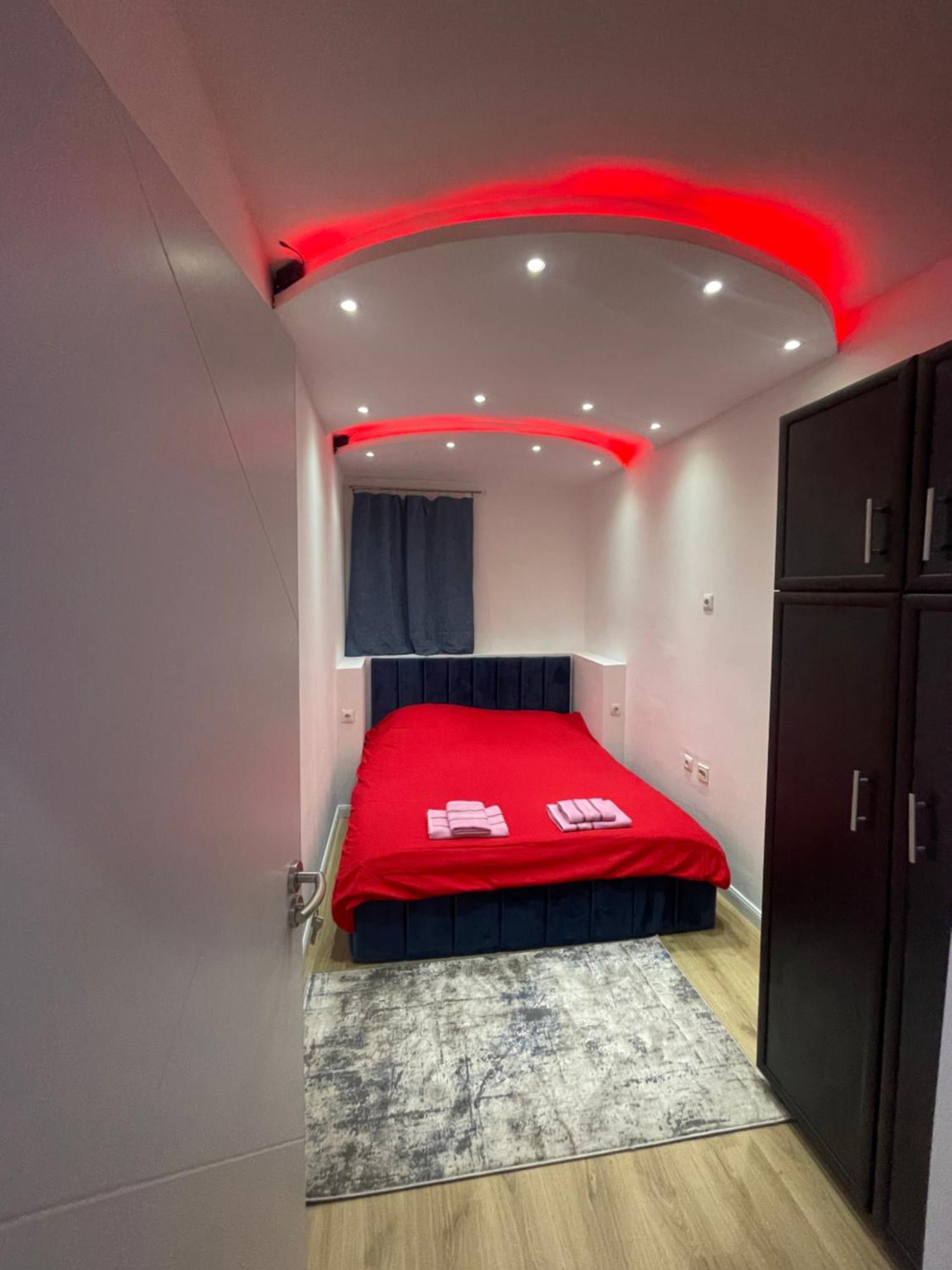 38 Apartment 3 Приштина Екстер'єр фото